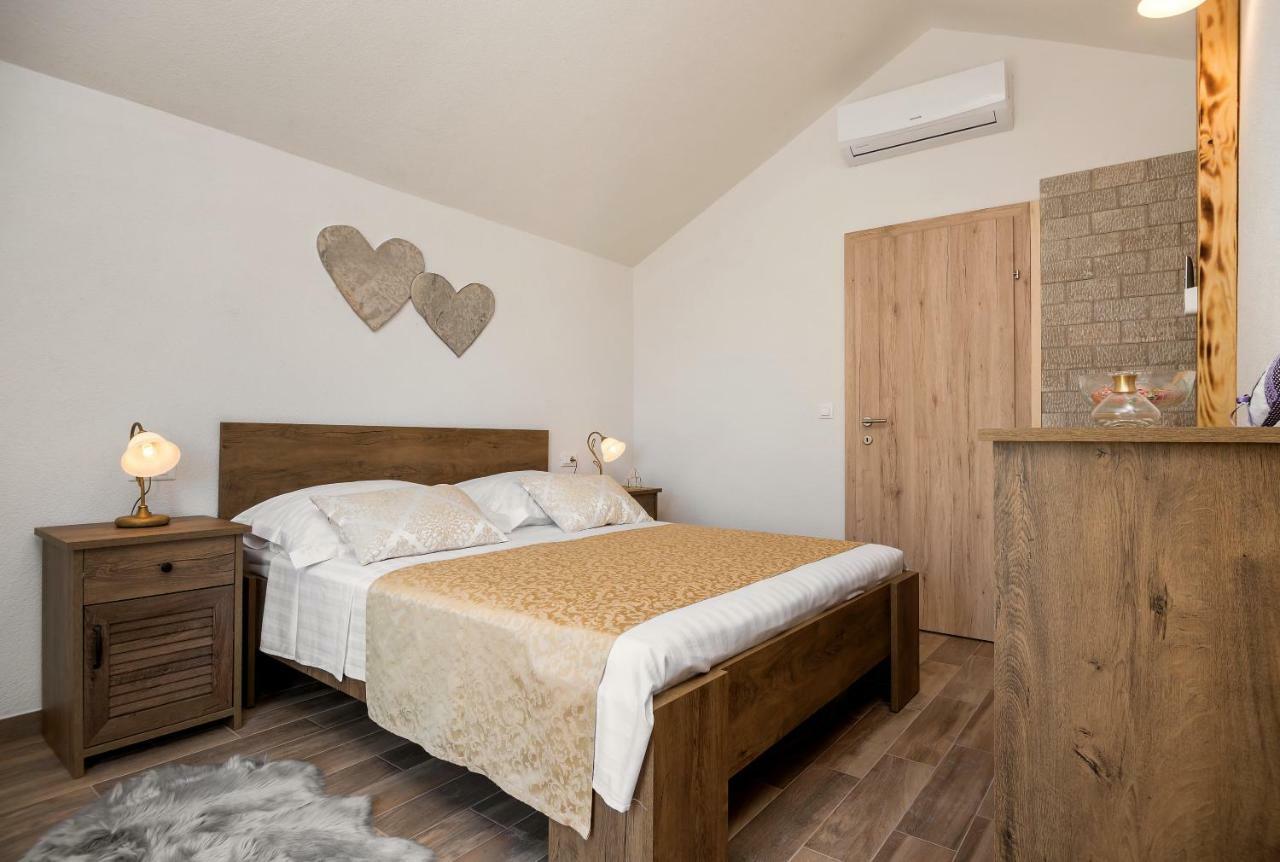 Apartment Cesarica Baška Voda Εξωτερικό φωτογραφία