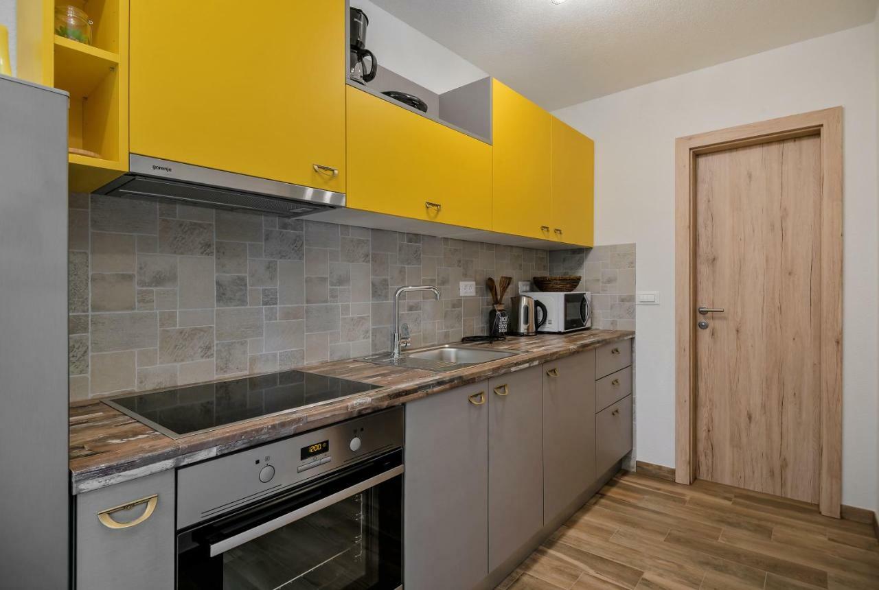 Apartment Cesarica Baška Voda Εξωτερικό φωτογραφία