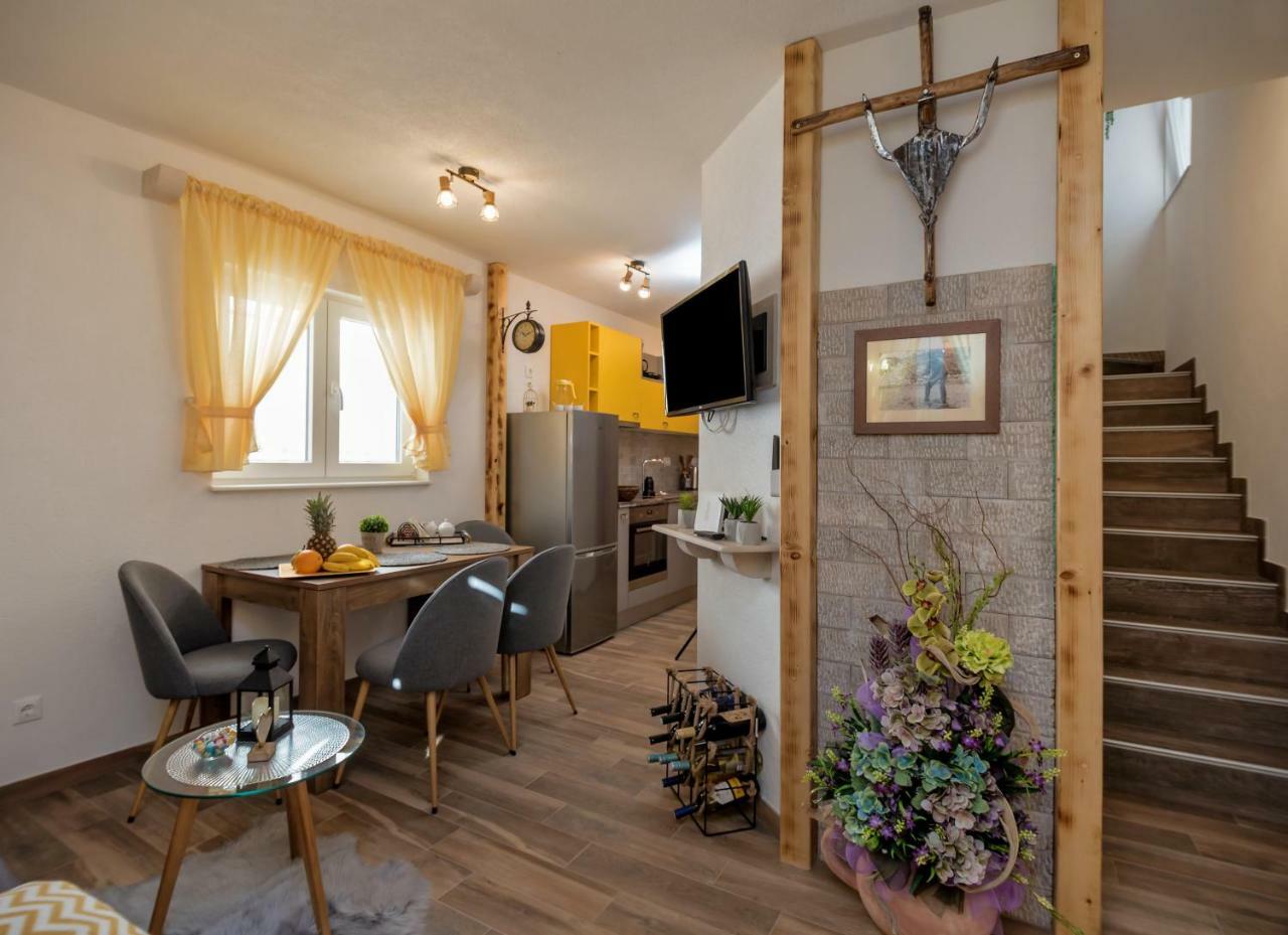 Apartment Cesarica Baška Voda Εξωτερικό φωτογραφία