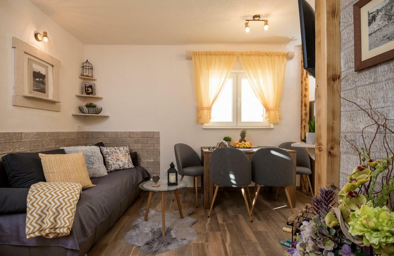 Apartment Cesarica Baška Voda Εξωτερικό φωτογραφία