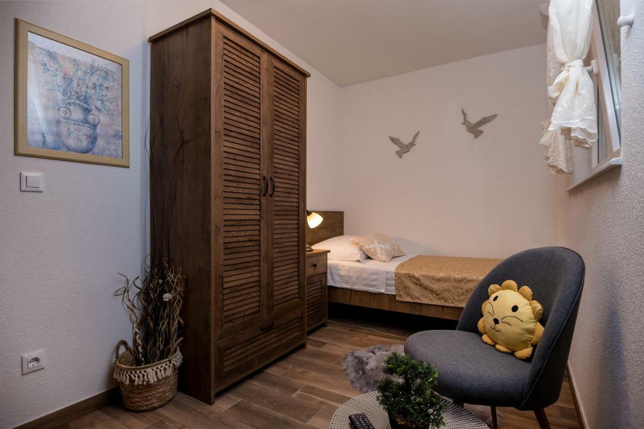 Apartment Cesarica Baška Voda Εξωτερικό φωτογραφία